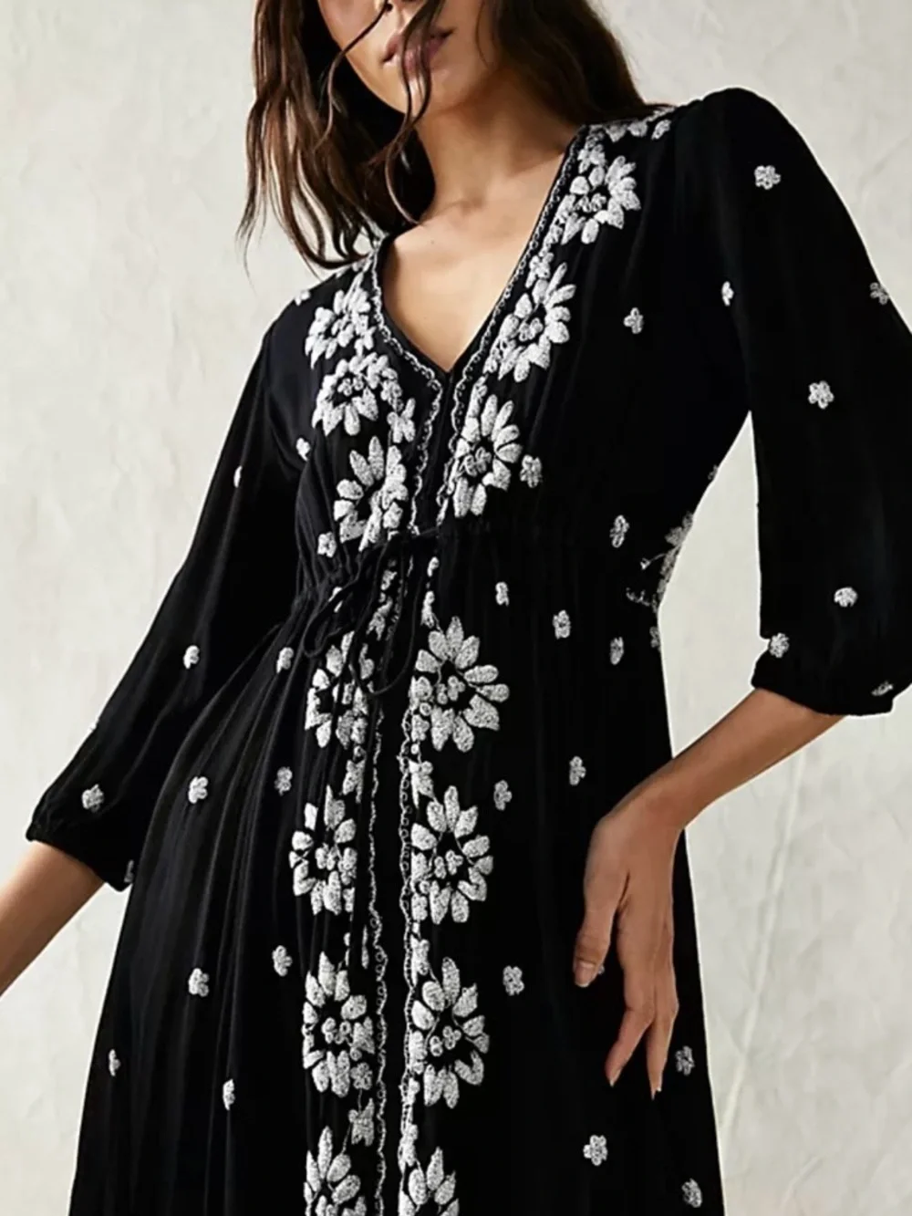 Free People Embroidered Fable V-Neck‎ Empire Waist Midi Dress Black Size Small